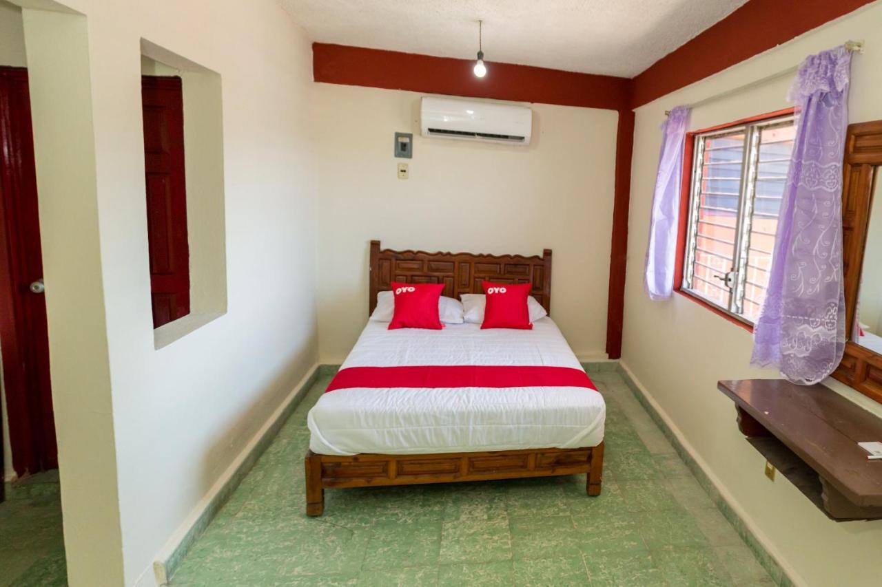Oyo Hotel Rubi Zihuatanejo Luaran gambar